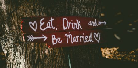 How Much Is a Snapchat Geofilter for Wedding?