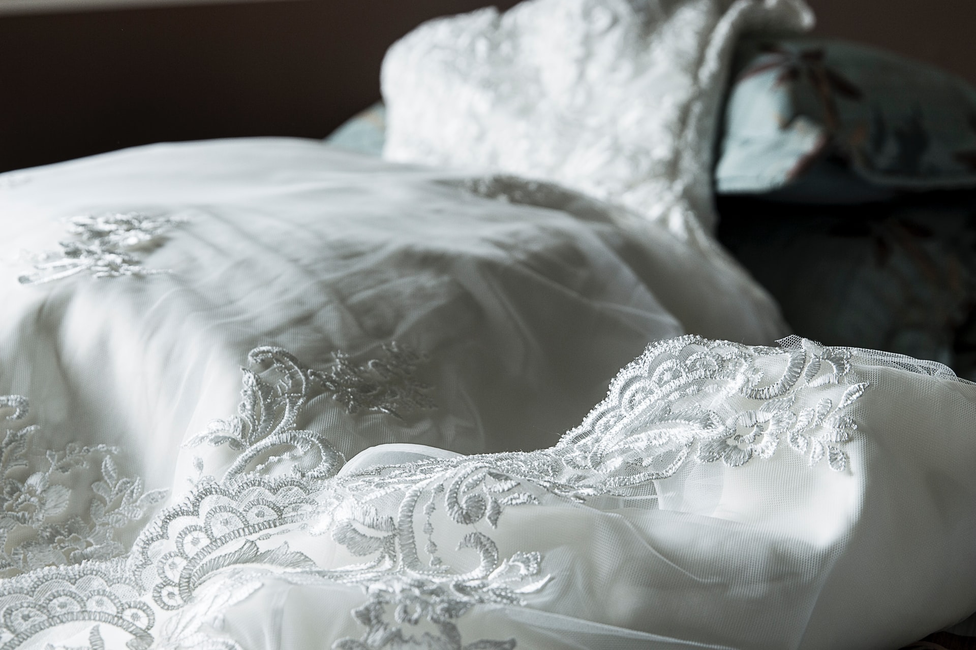 What To Do With Your Wedding Dress After Divorce